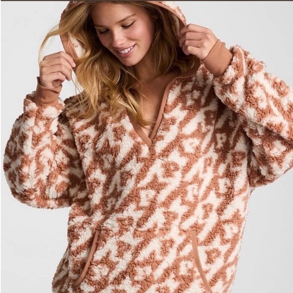 Victoria's Secret PINK Cozy Fleece Pullover Hoodie NWT‎ - Size XL